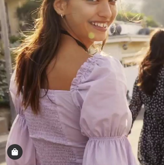 NWT H&M Puffed Sleeve Blouse - Picture 3 of 5